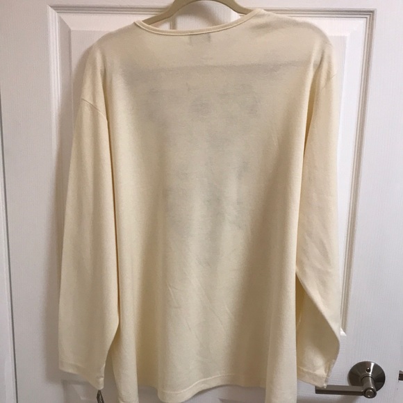 BonWorth Cream Long Sleeve XL Top wEmbroider Front - Picture 4 of 4